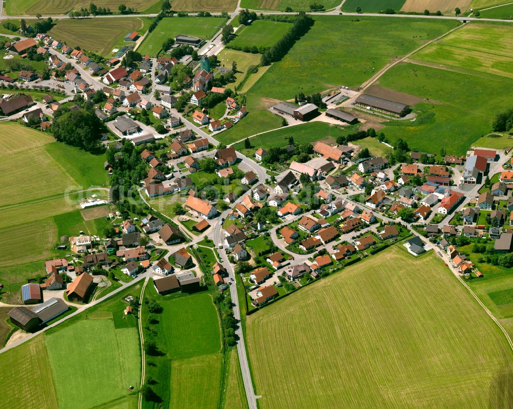 Aerial image Ellwangen - Agricultural land and field boundaries surround the settlement area of the village in Ellwangen in the state Baden-Wuerttemberg, Germany