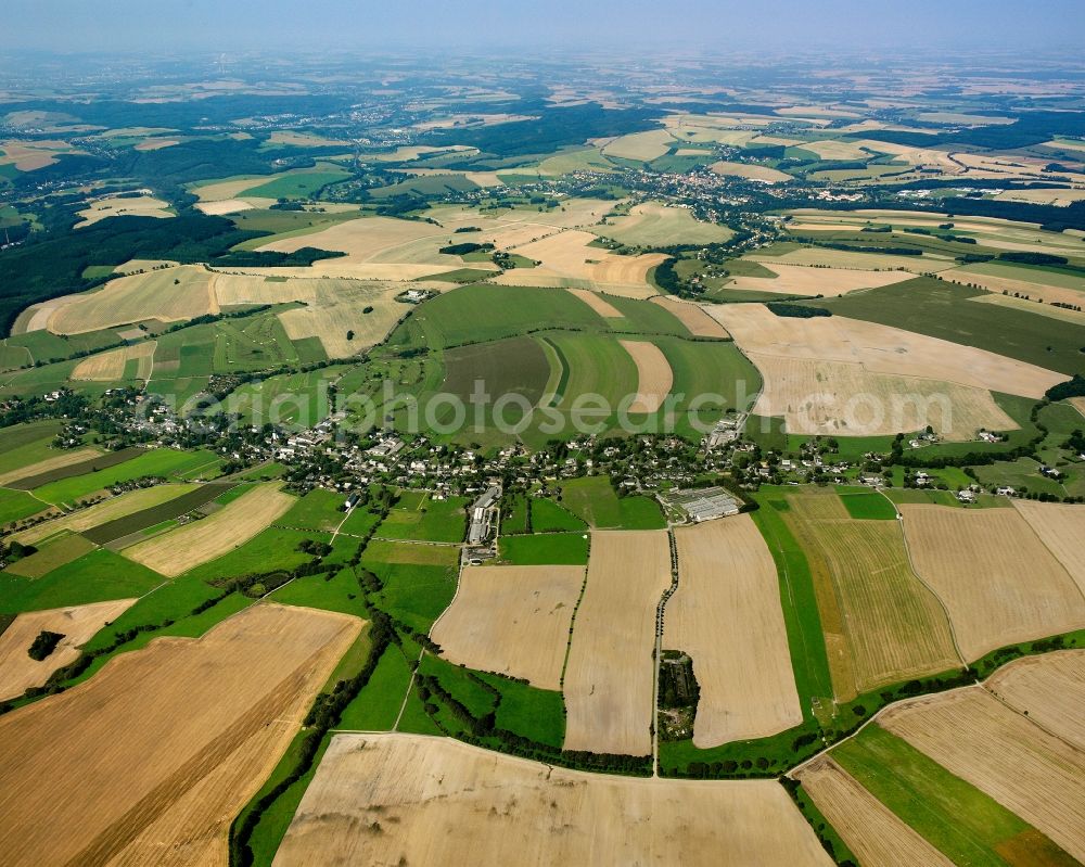 Aerial image Gahlenz - Agricultural land and field boundaries surround the settlement area of the village in Gahlenz in the state Saxony, Germany