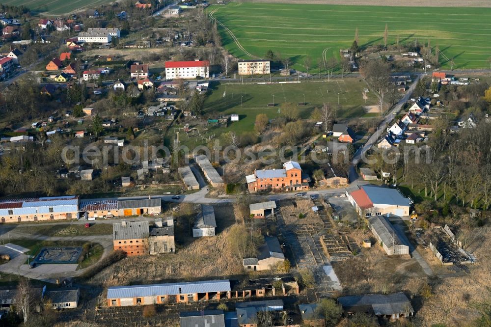 Aerial image Gollmitz - Agricultural land and field boundaries surround the settlement area of the village in Gollmitz in the state Brandenburg, Germany