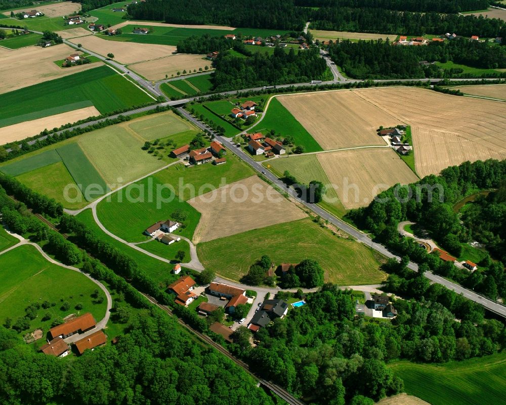 Aerial photograph Hart - Agricultural land and field boundaries surround the settlement area of the village in Hart in the state Bavaria, Germany