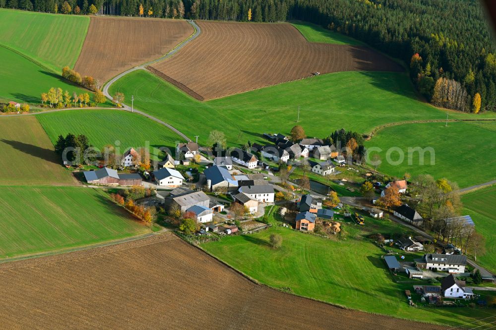 Aerial image Hohenbuch - Agricultural land and field boundaries surround the settlement area of the village on street Hohenbuch in Hohenbuch in the state Bavaria, Germany