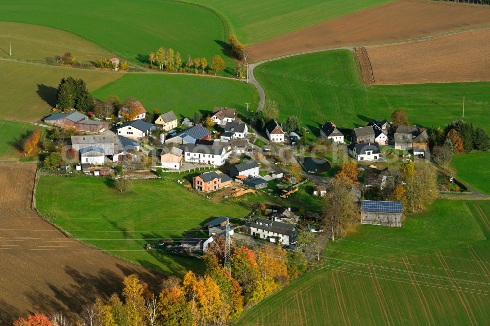 Hohenbuch from above - Agricultural land and field boundaries surround the settlement area of the village on street Hohenbuch in Hohenbuch in the state Bavaria, Germany