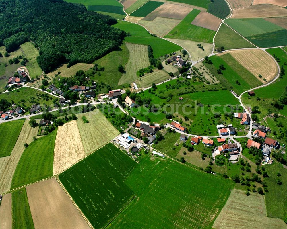 Aerial photograph Horheim - Agricultural land and field boundaries surround the settlement area of the village in Horheim in the state Baden-Wuerttemberg, Germany