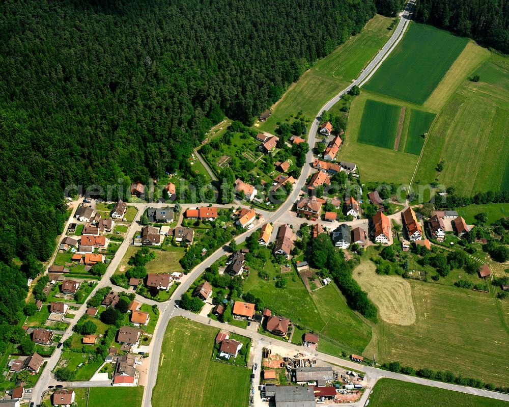 Igelsloch from the bird's eye view: Agricultural land and field boundaries surround the settlement area of the village in Igelsloch in the state Baden-Wuerttemberg, Germany