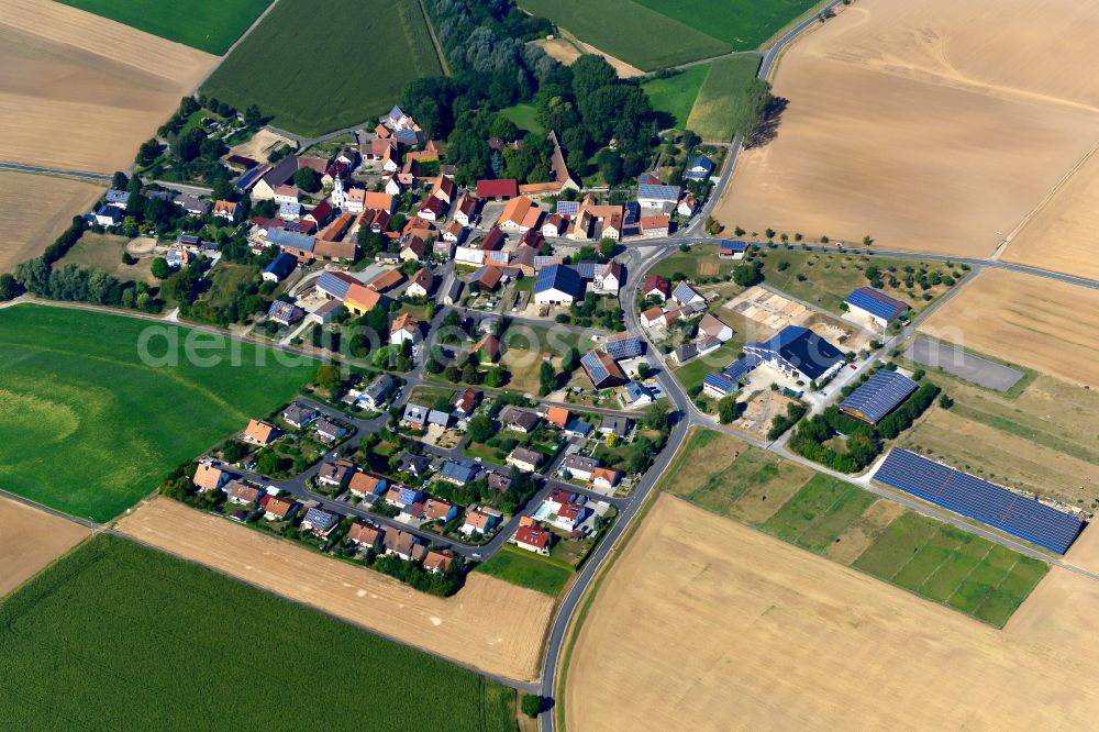 Ingolstadt i.UFr. from the bird's eye view: Agricultural land and field boundaries surround the settlement area of the village in Ingolstadt i.UFr. in the state Bavaria, Germany