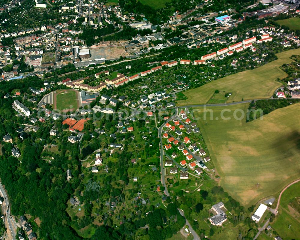 Irchwitz from the bird's eye view: Agricultural land and field boundaries surround the settlement area of the village in Irchwitz in the state Thuringia, Germany