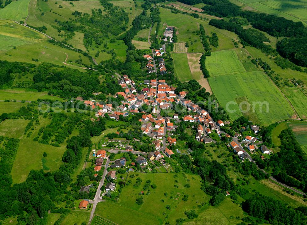 Aerial image Jakobsweiler - Agricultural land and field boundaries surround the settlement area of the village in Jakobsweiler in the state Rhineland-Palatinate, Germany