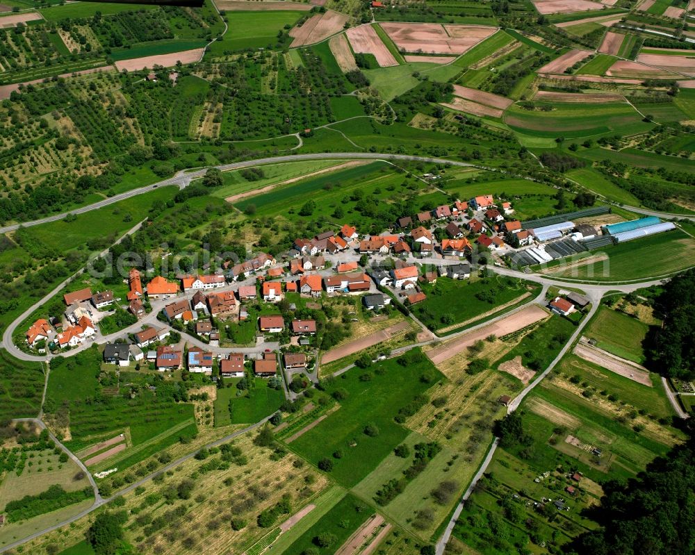 Aerial photograph Kottweil - Agricultural land and field boundaries surround the settlement area of the village in Kottweil in the state Baden-Wuerttemberg, Germany