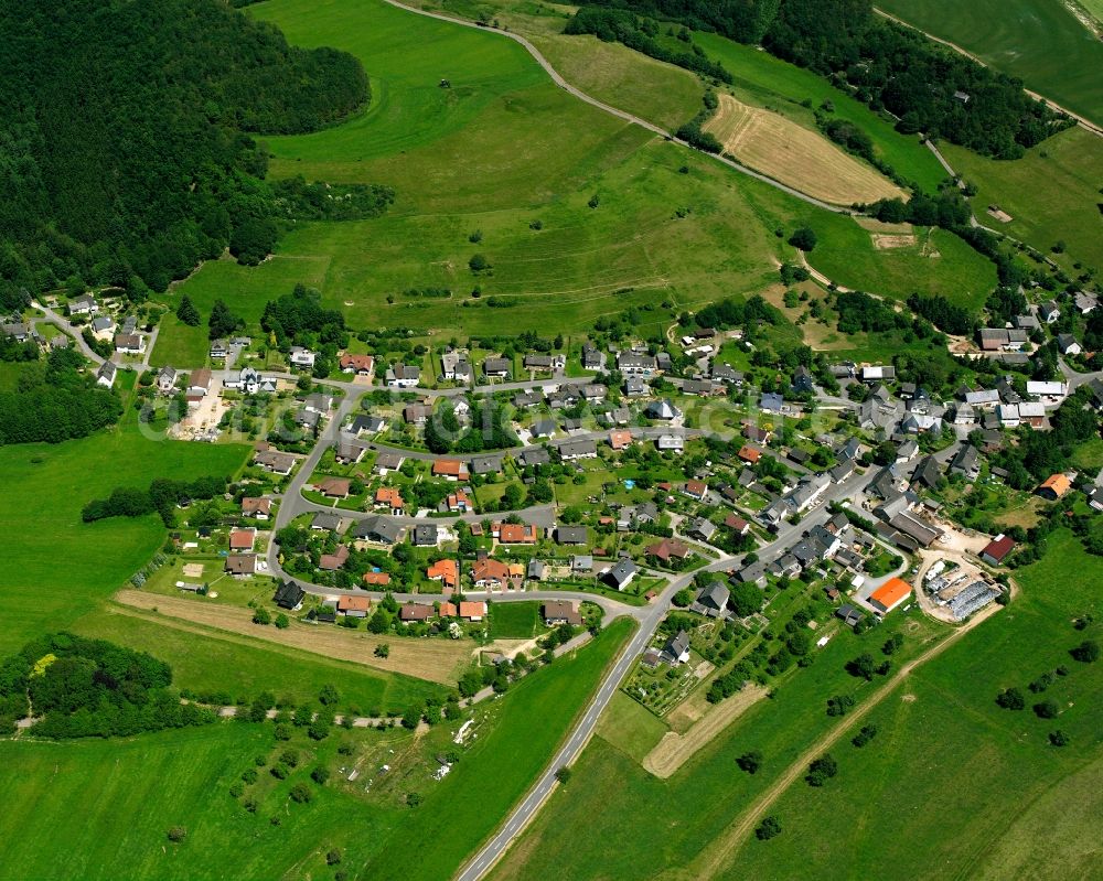 Aerial photograph Leisel - Agricultural land and field boundaries surround the settlement area of the village in Leisel in the state Rhineland-Palatinate, Germany