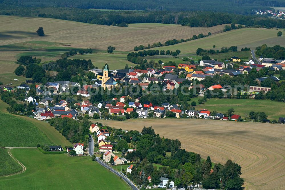 Aerial image Lichtenberg - Agricultural land and field boundaries surround the settlement area of the village in Lichtenberg in the state Saxony, Germany