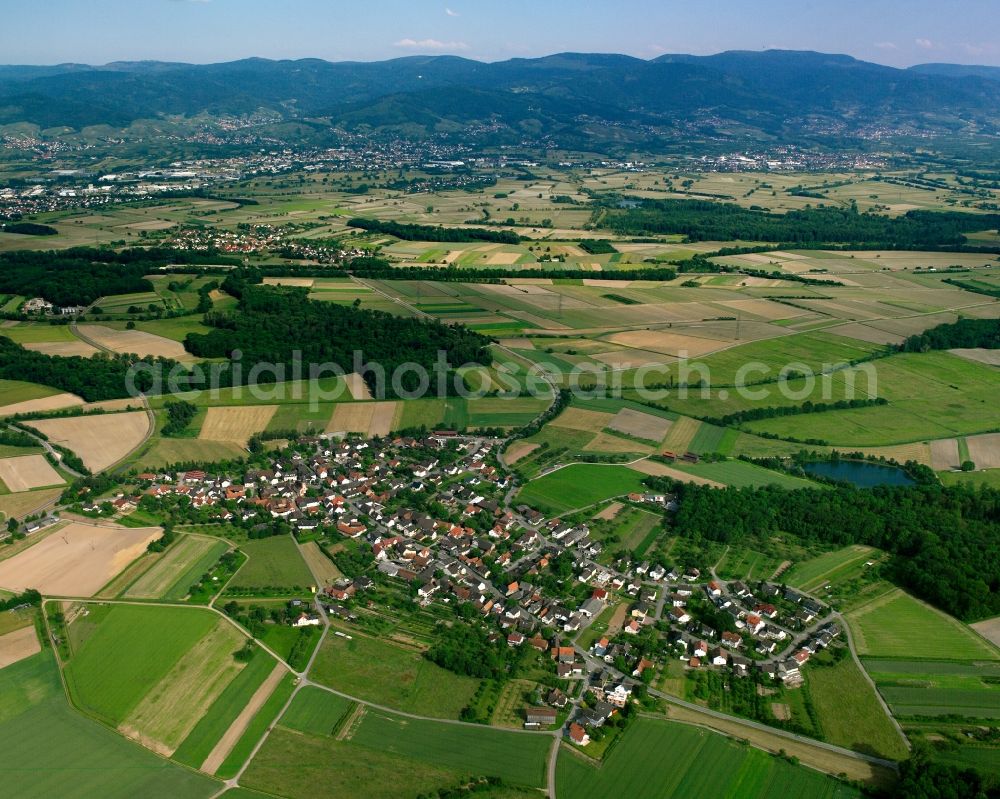 Aerial photograph Moos - Agricultural land and field boundaries surround the settlement area of the village in Moos in the state Baden-Wuerttemberg, Germany