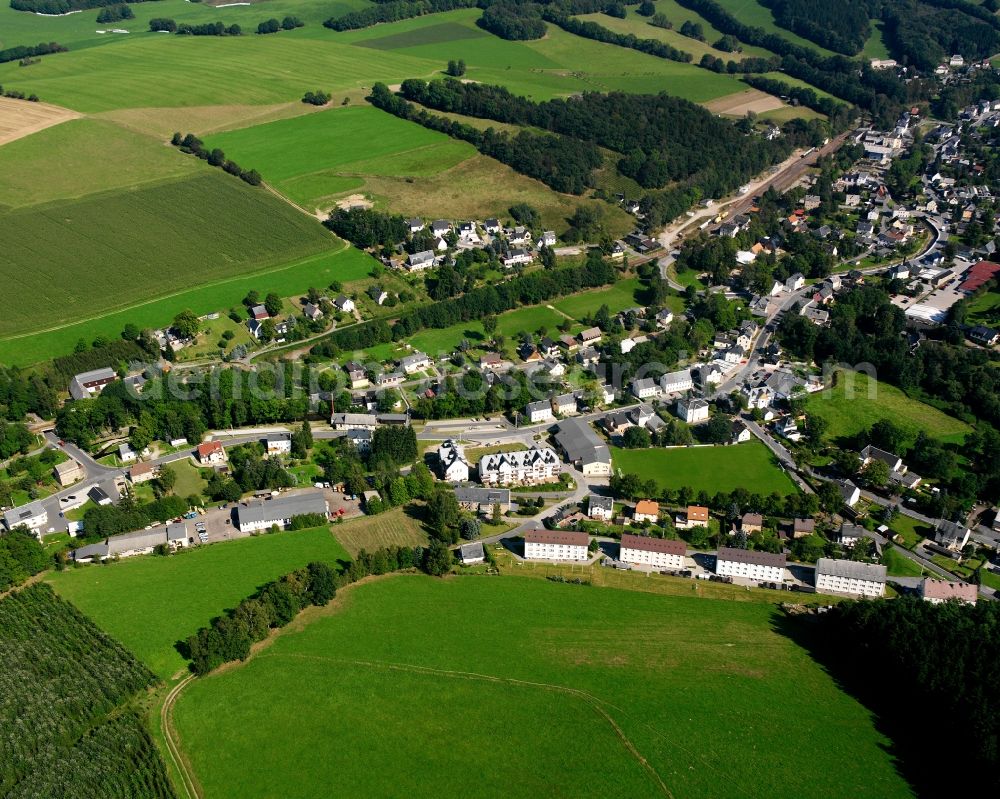 Aerial image Mulda/Sachsen - Agricultural land and field boundaries surround the settlement area of the village in Mulda/Sachsen in the state Saxony, Germany