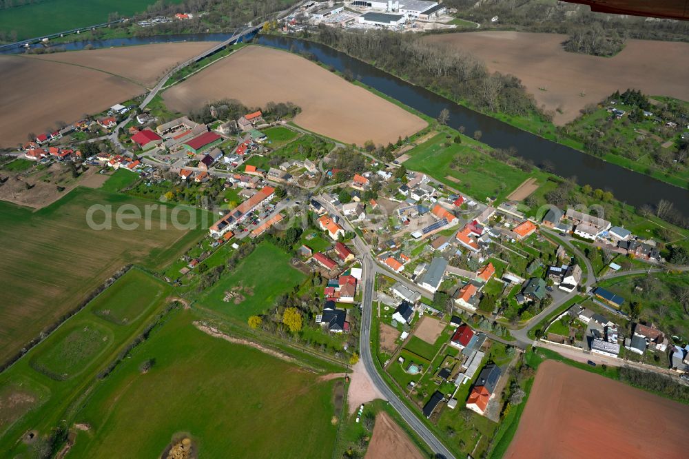 Aerial image Nelben - Agricultural land and field boundaries surround the settlement area of the village in Nelben in the state Saxony-Anhalt, Germany