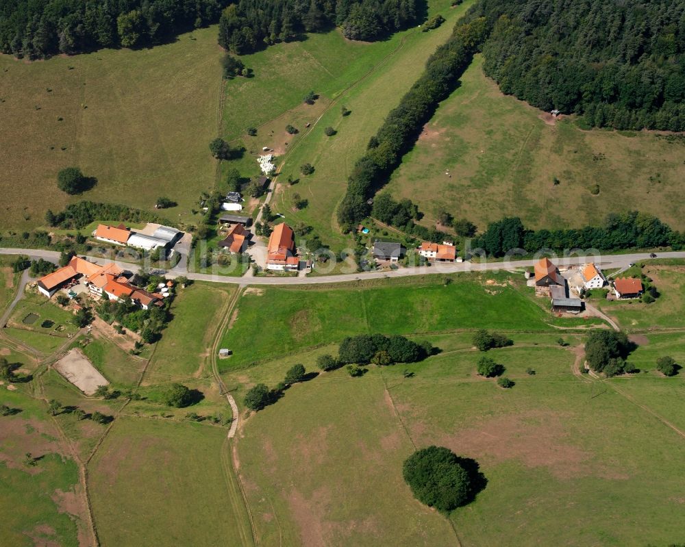 Aerial photograph Ober-Sensbach - Agricultural land and field boundaries surround the settlement area of the village in Ober-Sensbach in the state Hesse, Germany