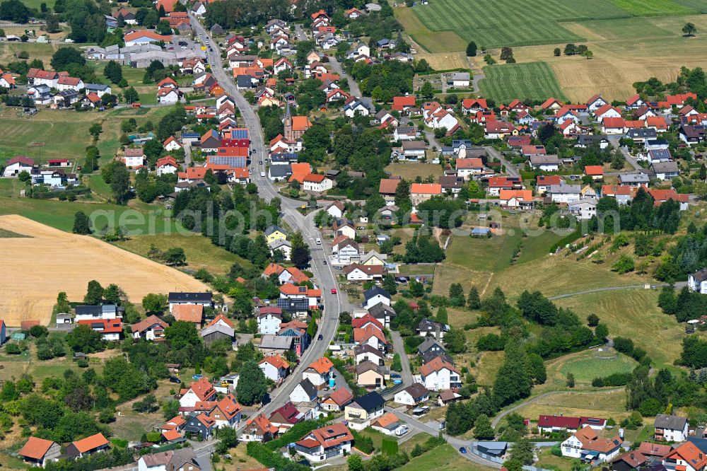 Aerial photograph Oberdielbach - Agricultural land and field boundaries surround the settlement area of the village in Oberdielbach in the state Baden-Wuerttemberg, Germany