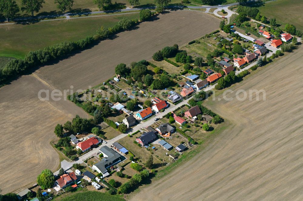 Aerial image Robertsdorf - Agricultural land and field boundaries surround the settlement area of the village in Robertsdorf in the state Mecklenburg - Western Pomerania, Germany