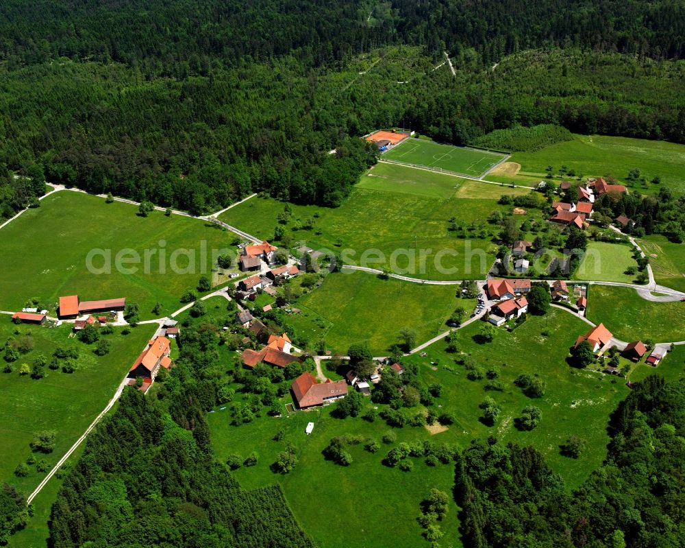 Spielhof from the bird's eye view: Agricultural land and field boundaries surround the settlement area of the village in Spielhof in the state Baden-Wuerttemberg, Germany