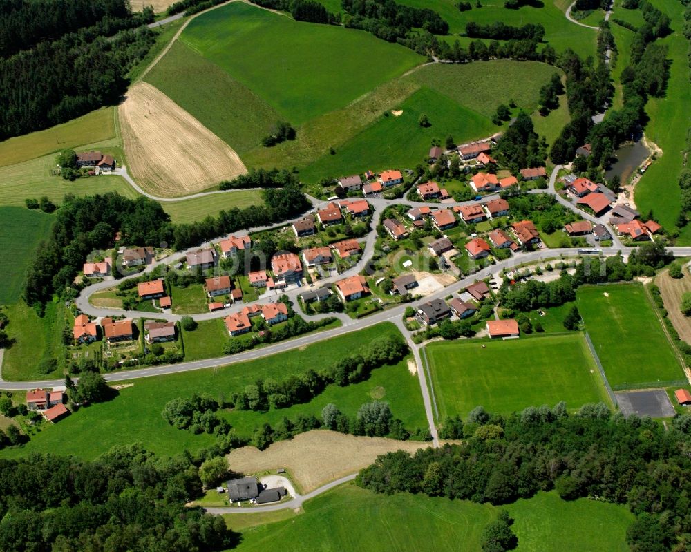 Aerial image Stallwang - Agricultural land and field boundaries surround the settlement area of the village in Stallwang in the state Bavaria, Germany