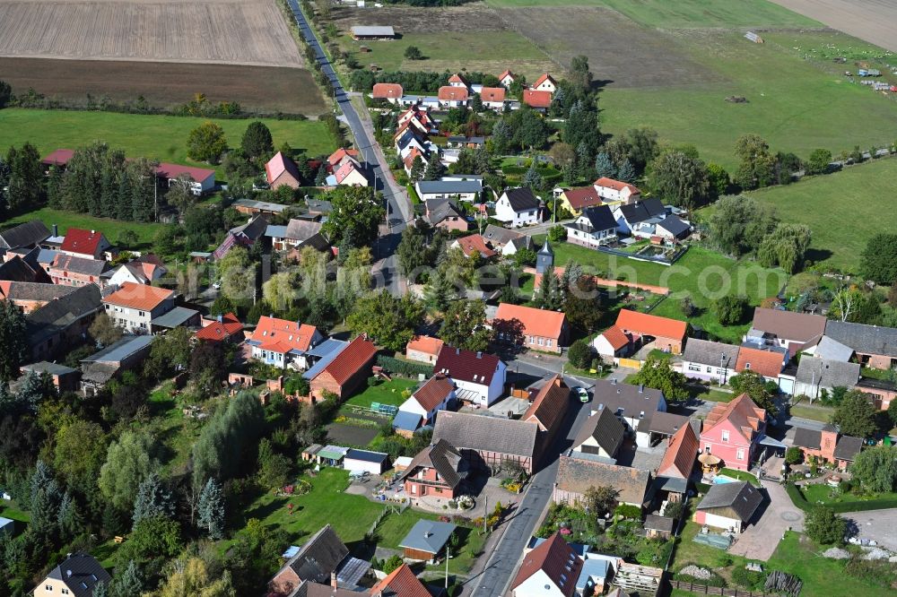 Aerial image Streetz - Agricultural land and field boundaries surround the settlement area of the village in Streetz in the state Saxony-Anhalt, Germany