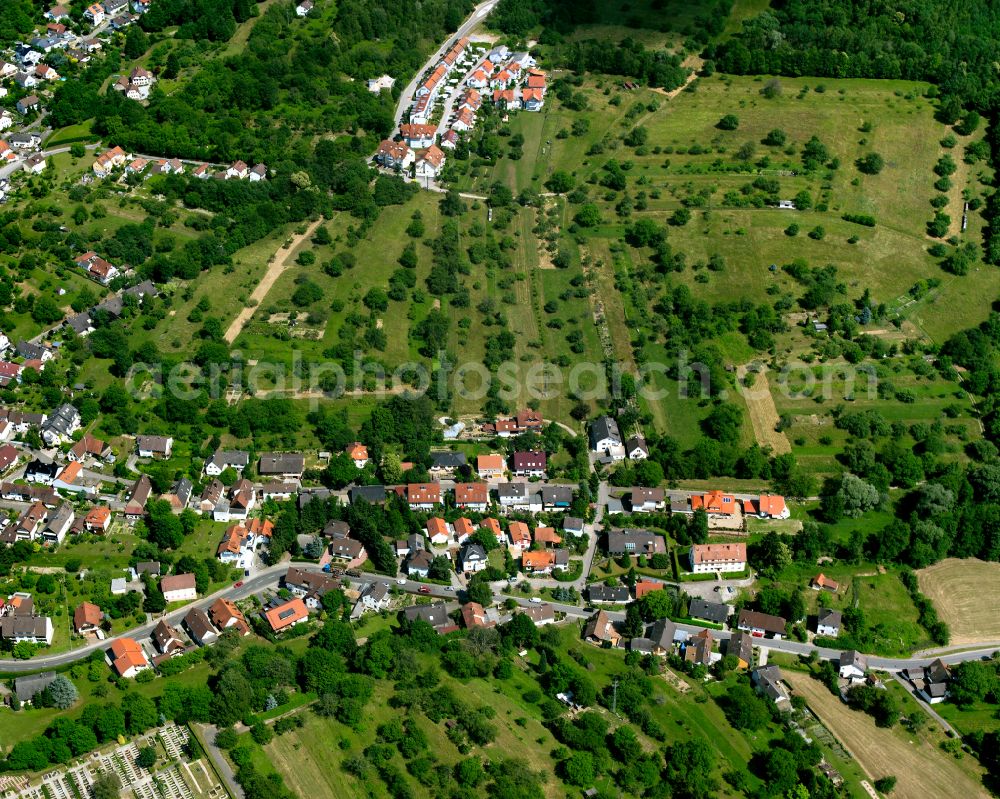 Aerial photograph Völkersbach - Agricultural land and field boundaries surround the settlement area of the village in Völkersbach in the state Baden-Wuerttemberg, Germany