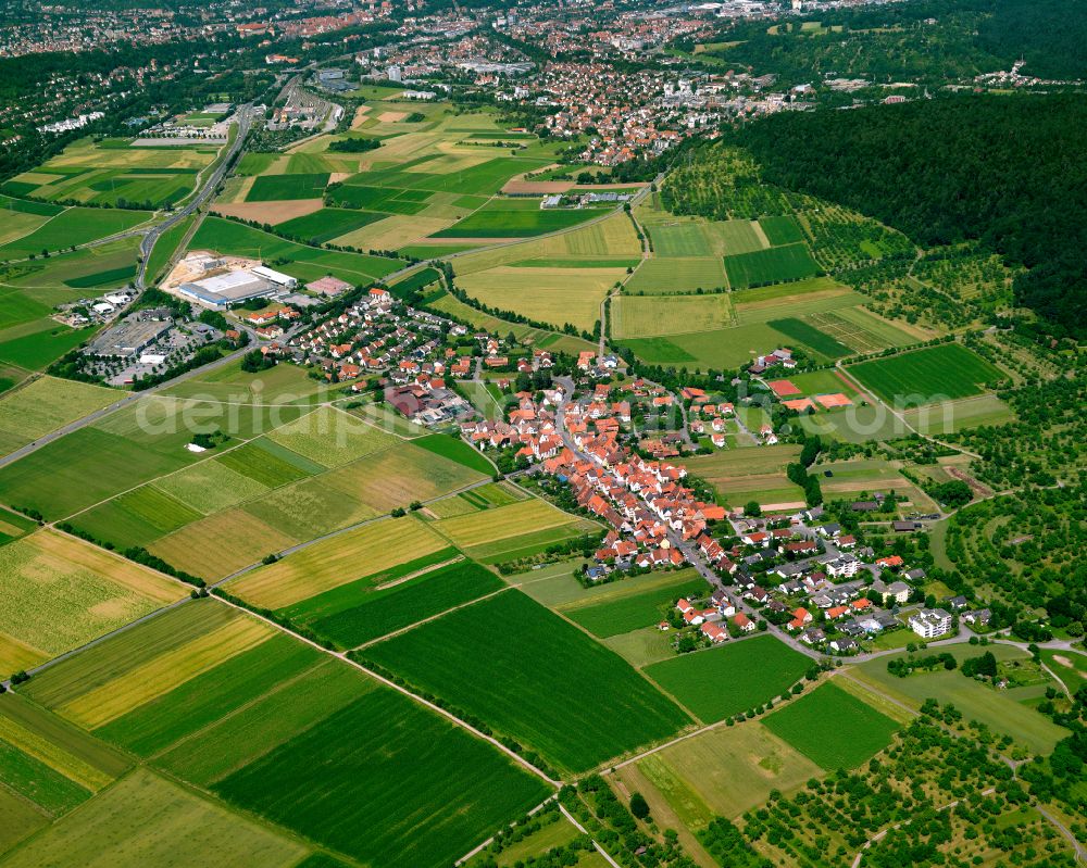 Aerial photograph Weilheim - Agricultural land and field boundaries surround the settlement area of the village in Weilheim in the state Baden-Wuerttemberg, Germany