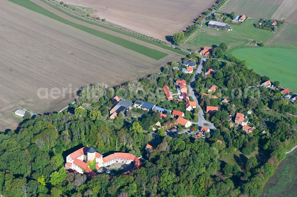 Aerial photograph Westerburg - Agricultural land and field boundaries surround the settlement area of the village in Westerburg in the state Saxony-Anhalt, Germany