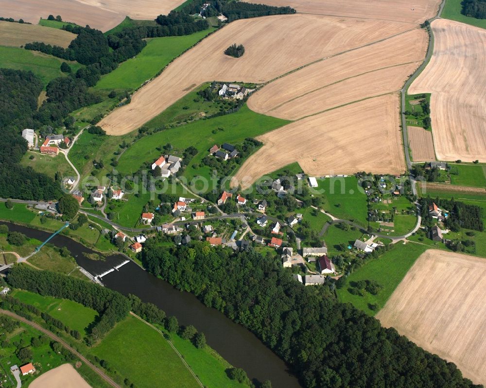 Aerial image Zinnberg - Agricultural land and field boundaries surround the settlement area of the village in Zinnberg in the state Saxony, Germany