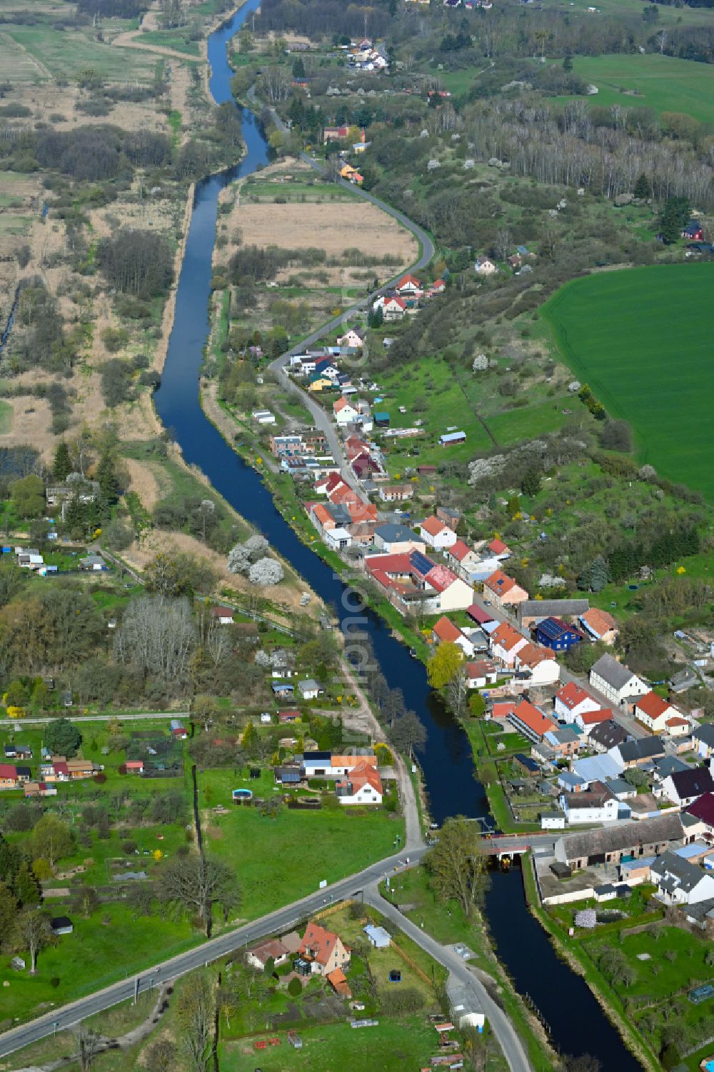 Niederfinow from above - Village center on the river banks of the old Finow on the road L29 in Niederfinow in the state of Brandenburg, Germany