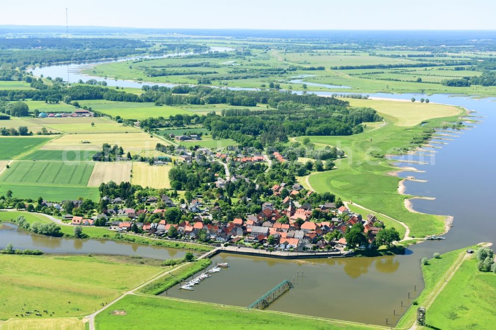 Aerial image Schnackenburg - Village on the river bank areas of Elbe in Schnackenburg in the state Lower Saxony, Germany