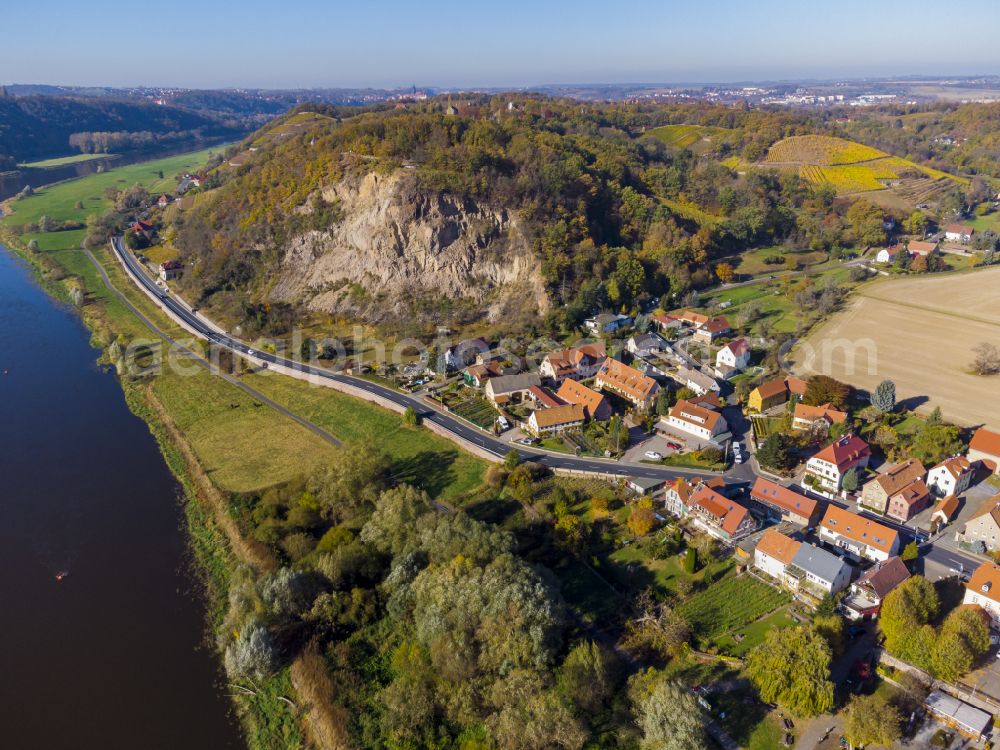 Aerial photograph Sörnewitz - Village on the river bank areas of the River Elbe in Soernewitz in the state Saxony, Germany