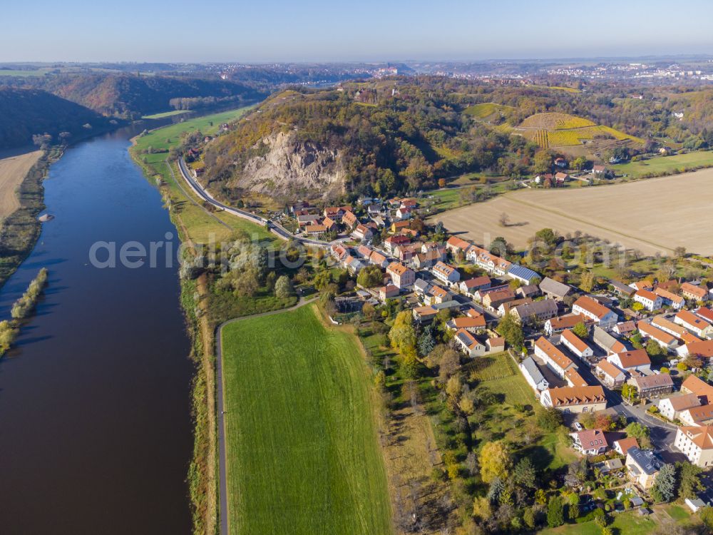 Sörnewitz from above - Village on the river bank areas of the River Elbe in Soernewitz in the state Saxony, Germany