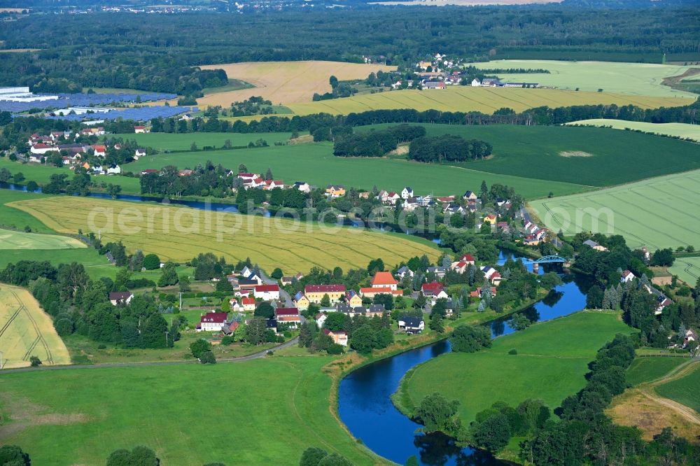 Altleisnig from the bird's eye view: Village on the river bank areas of Freiberger Mulde in Altleisnig in the state Saxony, Germany