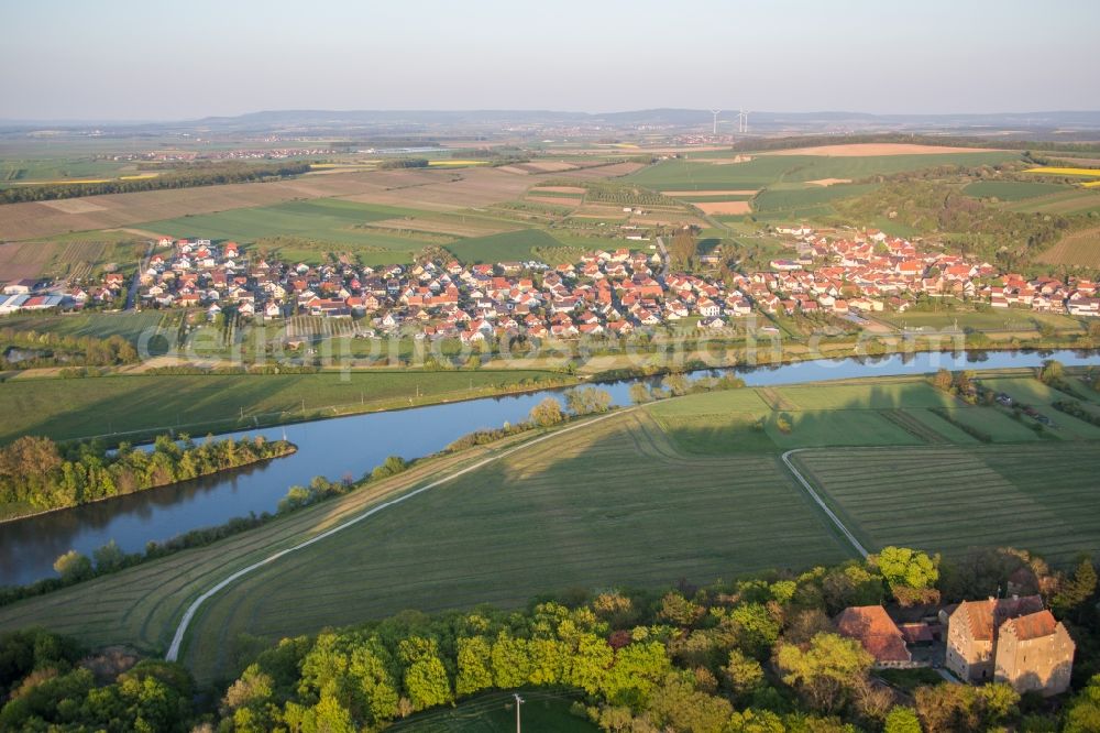 Kolitzheim from above - Village on the river bank areas of the Main river in the district Stammheim in Kolitzheim in the state Bavaria, Germany