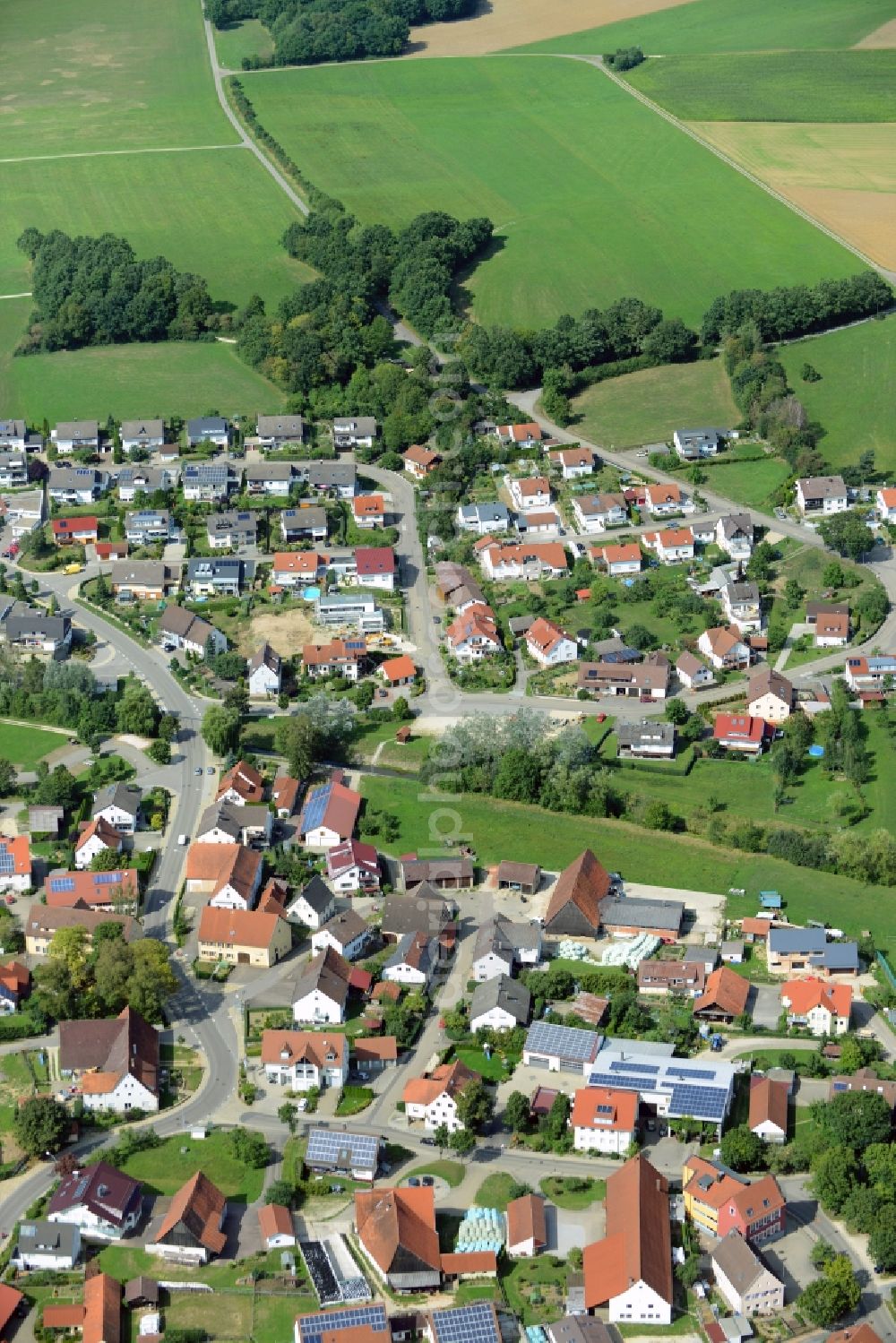 Aerial photograph Rainau - Village on the river bank areas of Roehlinger Sechta in Rainau in the state Baden-Wuerttemberg