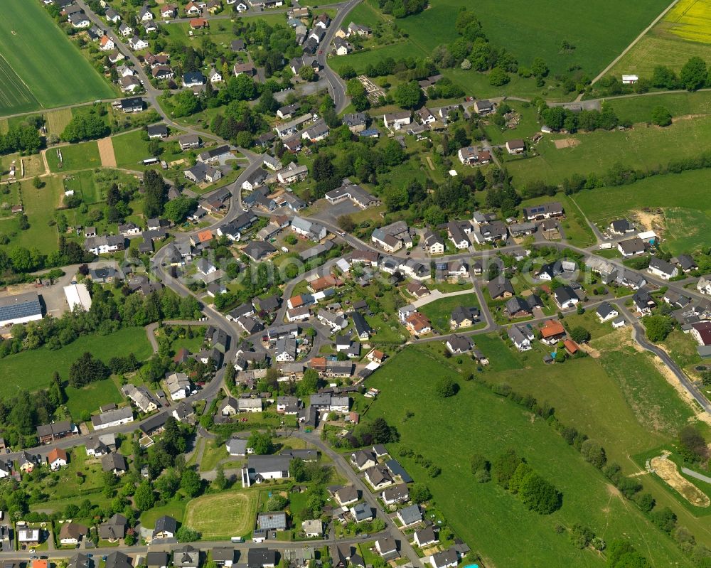 Hattert from the bird's eye view: Village core in Hattert in the state Rhineland-Palatinate