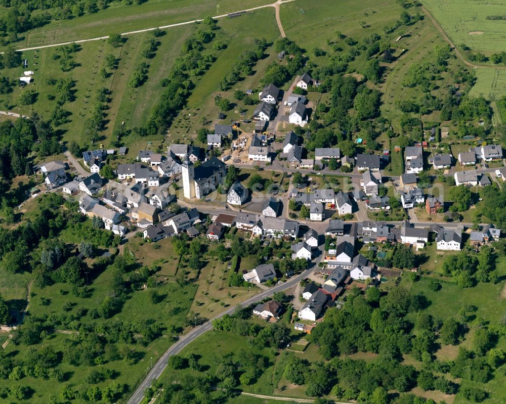 Herschwiesen, Boppard from the bird's eye view: Village core in Herschwiesen, Boppard in the state Rhineland-Palatinate