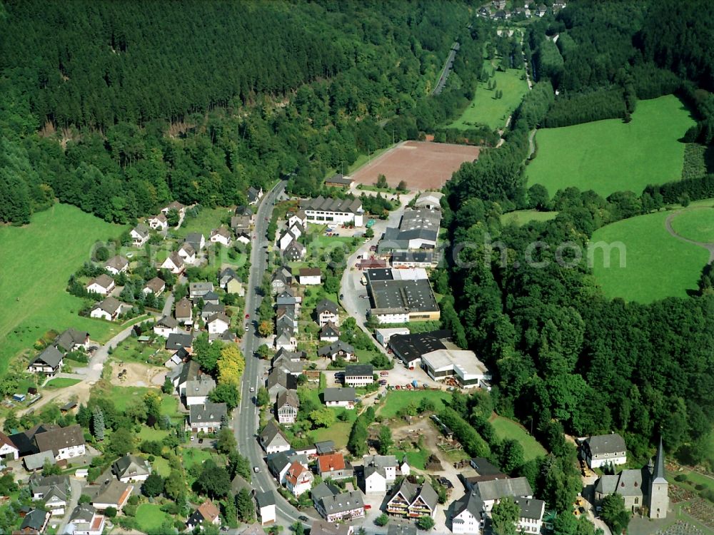 Aerial image Kirchveischede im Sauerland, Lennestadt - Village core in Kirchveischede im Sauerland, Lennestadt in the state North Rhine-Westphalia