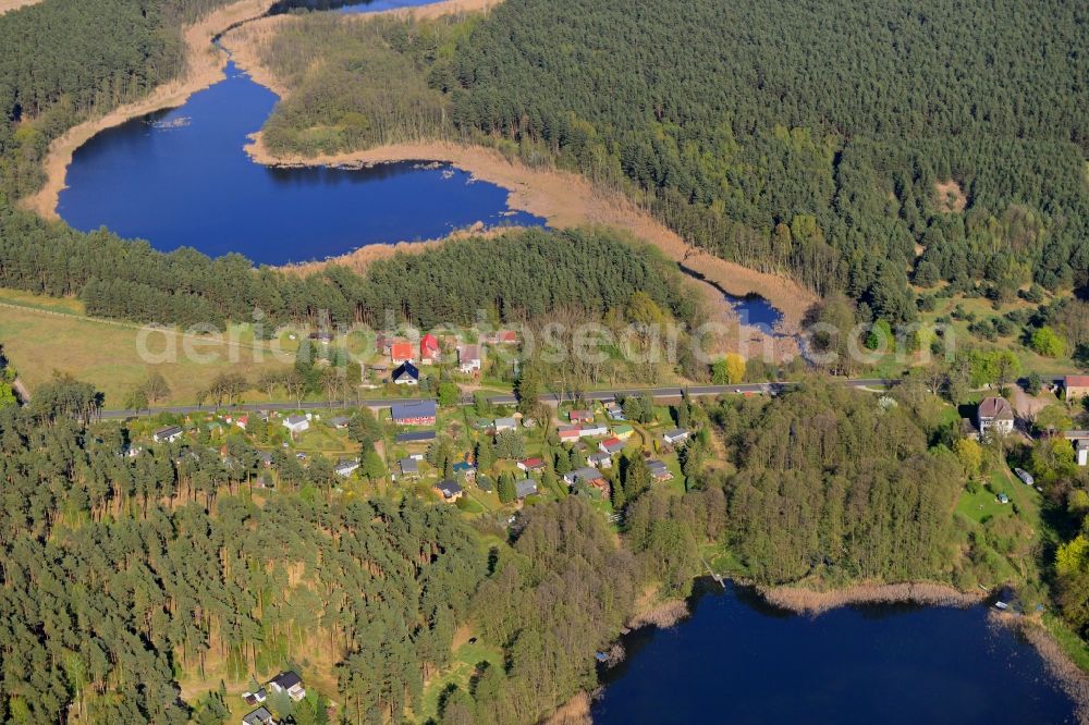 Milmersdorf, Ahlimbsmühle from the bird's eye view: Village core in Milmersdorf, Ahlimbsmuehle in the state Brandenburg