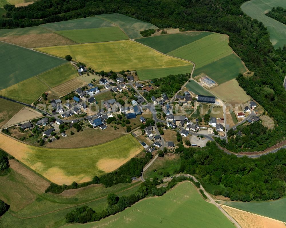 Möntenich from the bird's eye view: Village core of in Moentenich in the state Rhineland-Palatinate