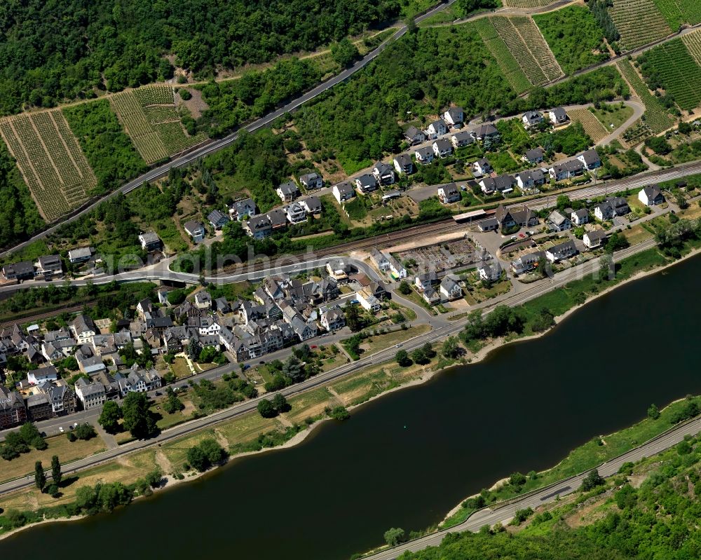 Moselkern from above - Village core of in Moselkern in the state Rhineland-Palatinate