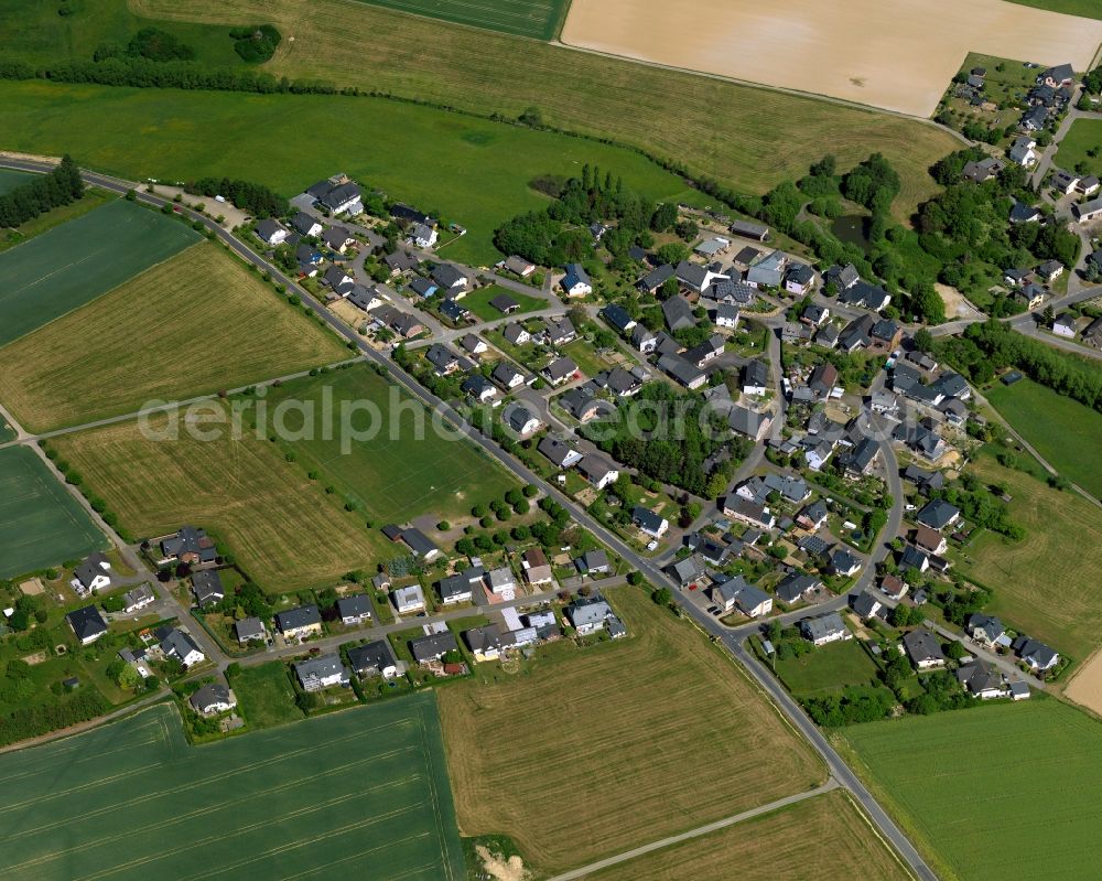 Aerial photograph Niedersohren - Village core in Niedersohren in the state Rhineland-Palatinate