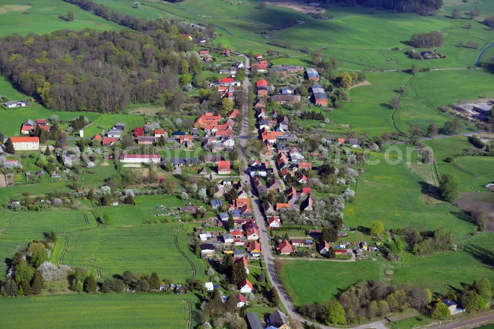 Aerial photograph Temmen-Ringenwalde - Village core in Ringenwalde in the state Brandenburg