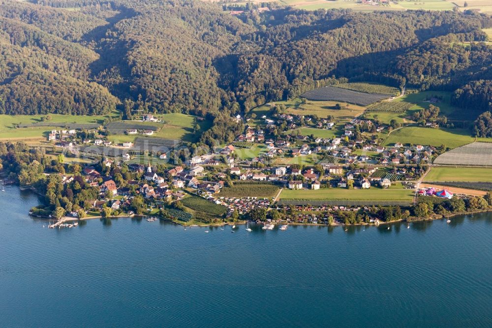 Aerial photograph Mammern - Village on the lake bank areas of Lake of Constance in Mammern in the canton Thurgau, Switzerland