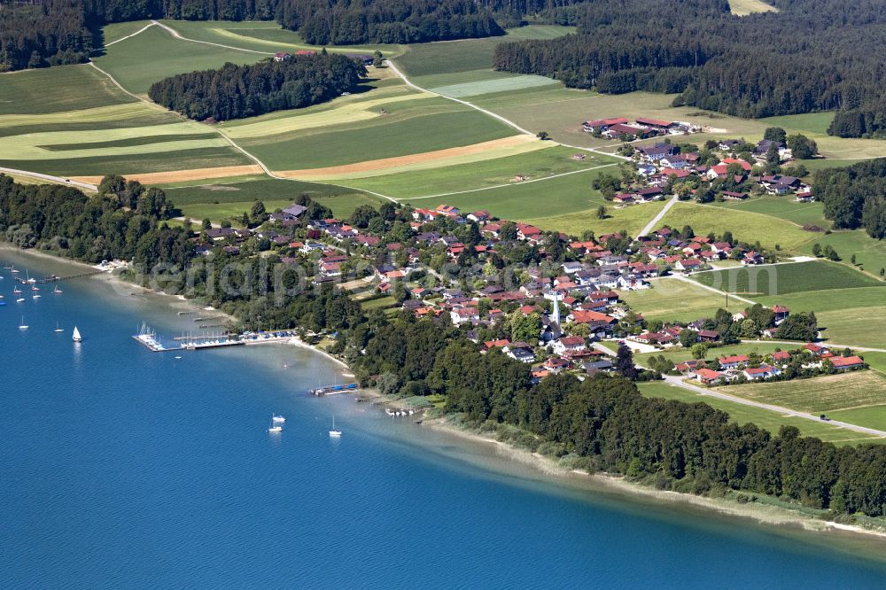 Aerial image Gollenshausen a.Chiemsee - Village on the lake bank areas of Chiemsee on street am See in Gollenshausen a.Chiemsee in the state Bavaria, Germany