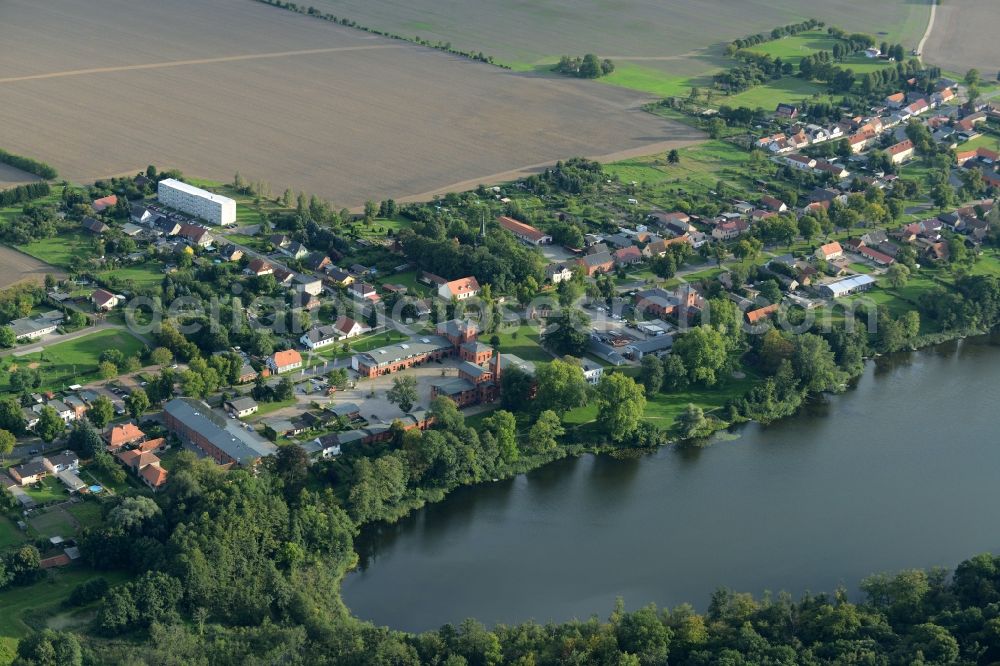 Aerial image Groß Behnitz - Village on the lake bank areas in Gross Behnitz in the state Brandenburg