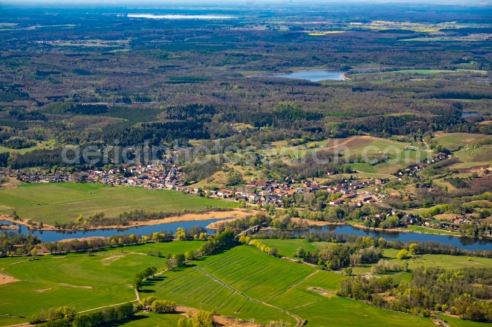 Liepe from above - Village on the lake bank areas of Lieper See in Liepe in the state Brandenburg, Germany