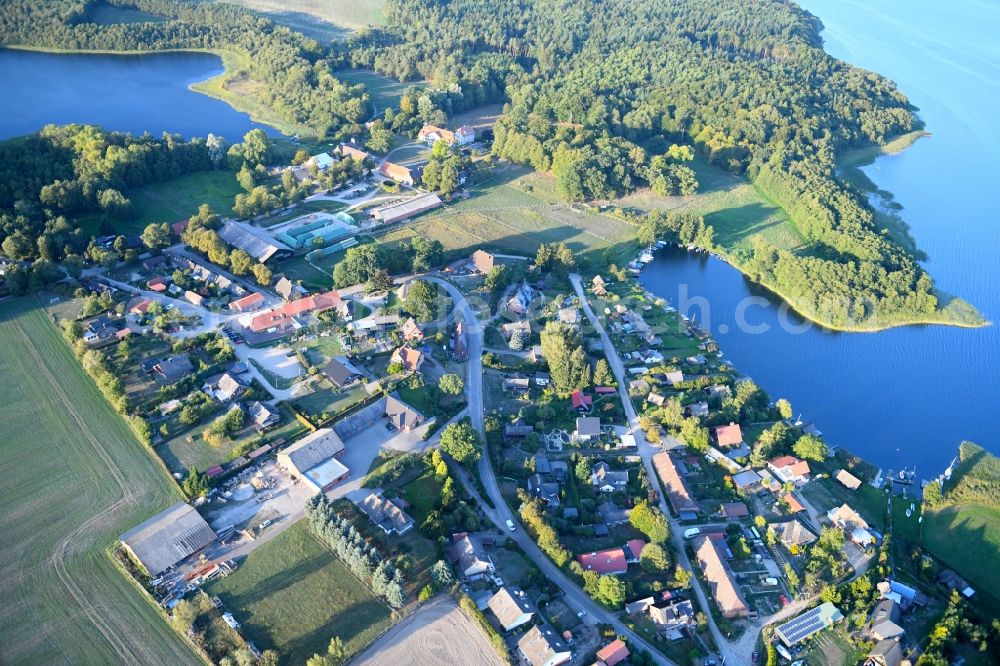 Aerial image Groß Zecher - Village on the lake bank areas of Schaalsee in Gross Zecher in the state Schleswig-Holstein, Germany