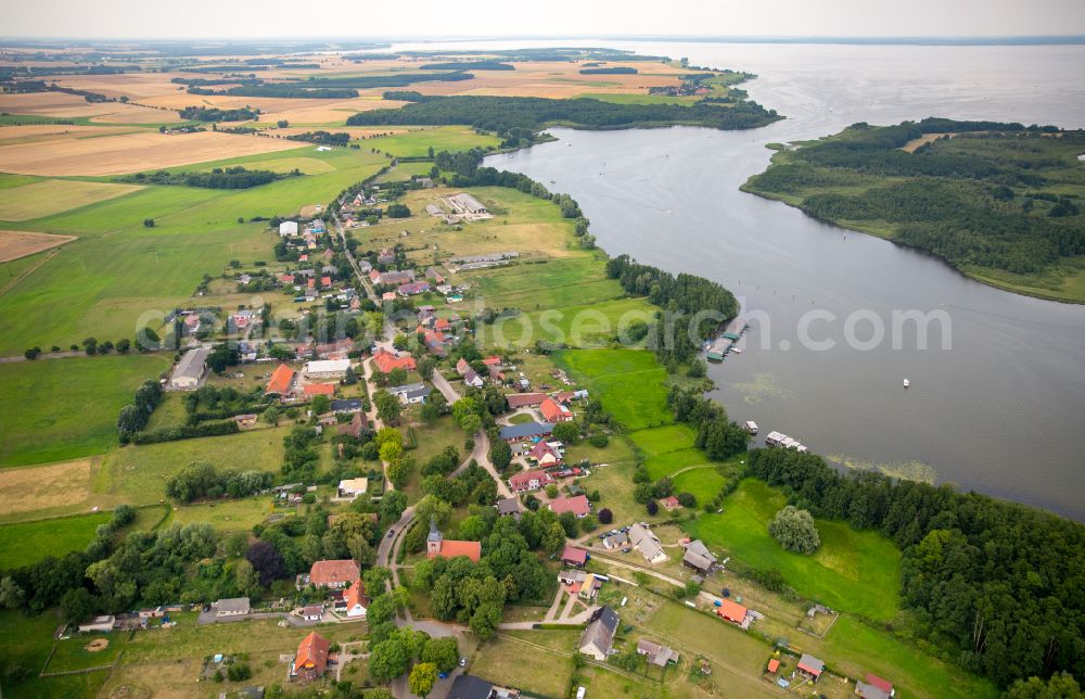 Aerial image Vipperow - Village on the lake bank areas of lake Kleine Mueritz in Vipperow in the state Mecklenburg - Western Pomerania, Germany