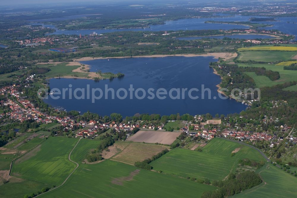 Wusterwitz from above - Village on the lake bank areas Wusterwitzer See in Wusterwitz in the state Brandenburg, Germany