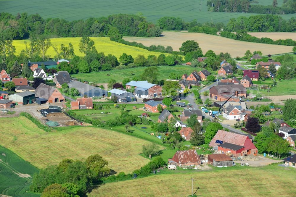 Aerial image Siebenbäumen - Village core in Siebenbaeumen in the state Schleswig-Holstein